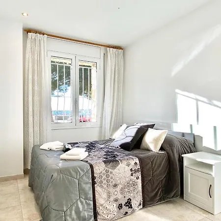 Appartement devant la plage Roses Buitenkant foto